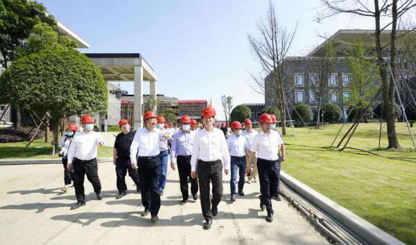 奮戰27天 奪取“一號工程”建設首勝 ——旅投集團現場調研督導金牛賓館改（擴）建工程側記