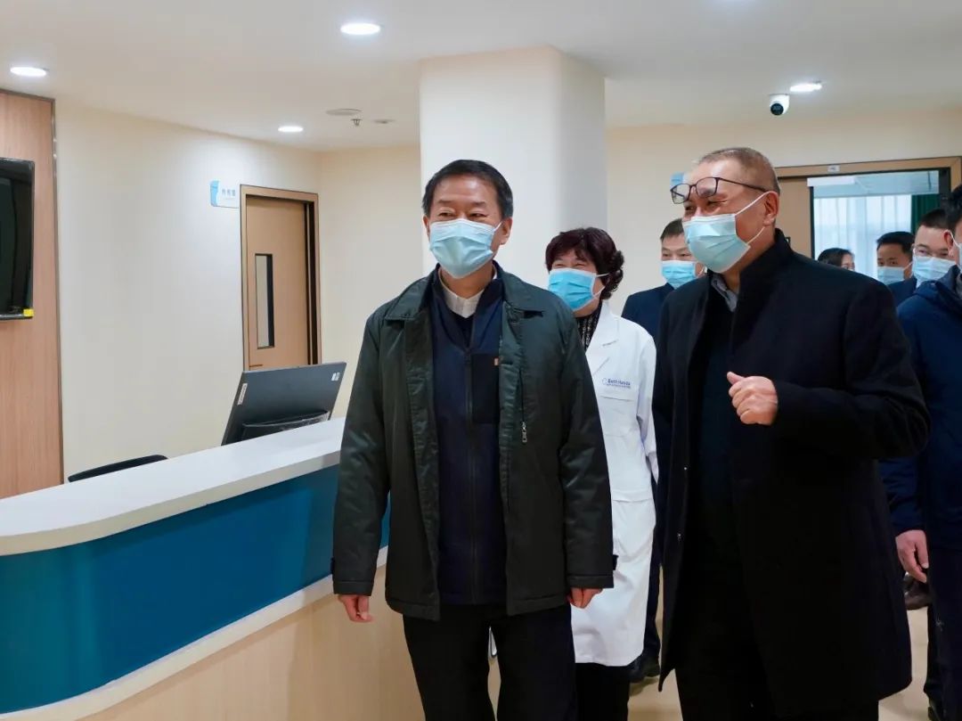 四川省旅投集團(tuán)黨委書記、董事長任丁率隊(duì)赴錦弘集團(tuán)調(diào)研