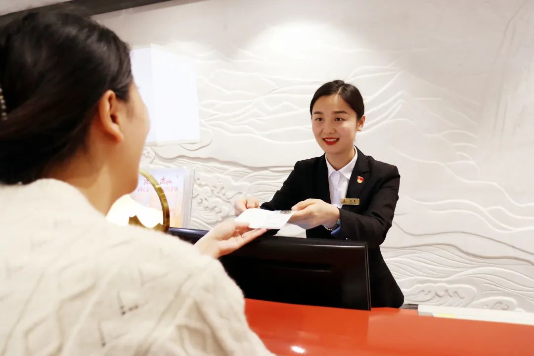 安逸酒店集團:學思想強覺性以主題教育促高質量發展