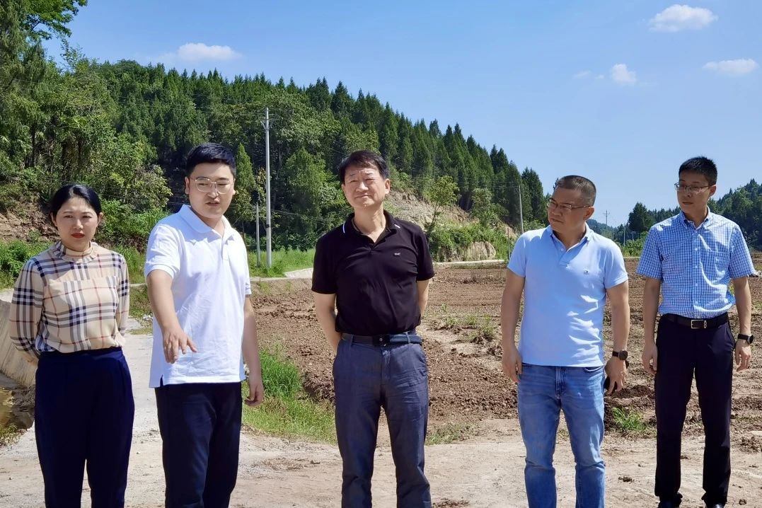 省旅投集團黨委書記、董事長任丁率隊赴巴中南充兩地開展幫扶工作