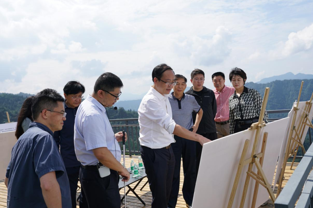 省旅投集團外部董事調研峨眉山太陽谷文旅康養項目